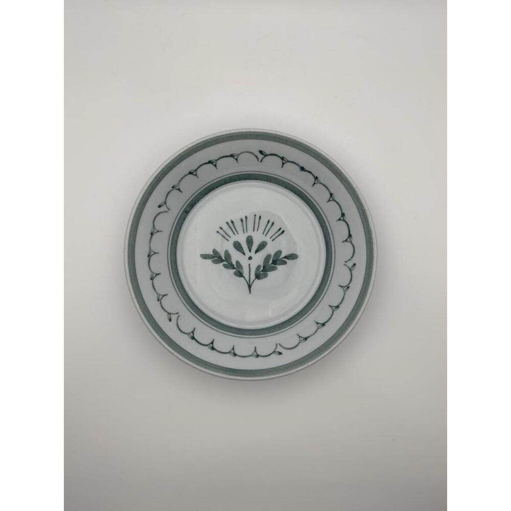 Set Of 2 Arabia Finland Green Thistle Handpainted Dessert Plates 5”